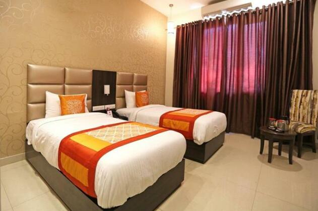 Hotel J M Vistaraa - Photo4