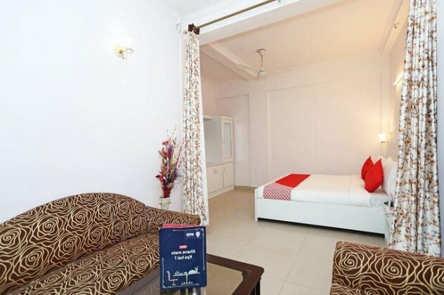 OYO 11327 Hotel R Paradise - Photo3