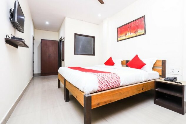 OYO 24852 Hotel Yuvraj - Photo5