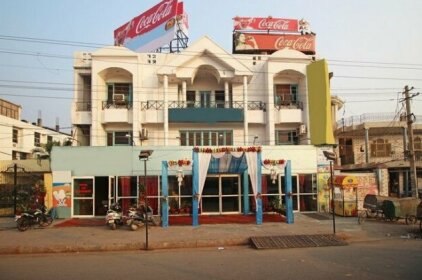 OYO 7928 Hotel Sehgal