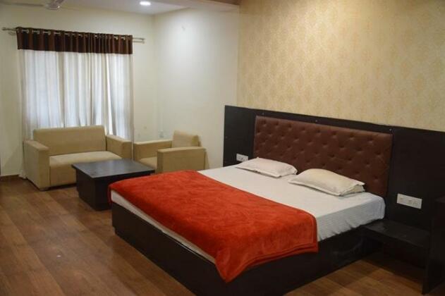 OYO 8620 Sparsh Hotels and Resorts - Photo3