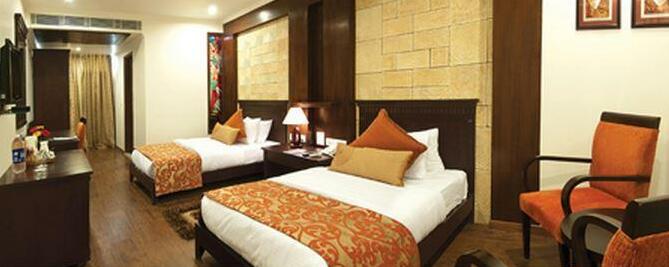 SKN Clarks Inn - Photo4