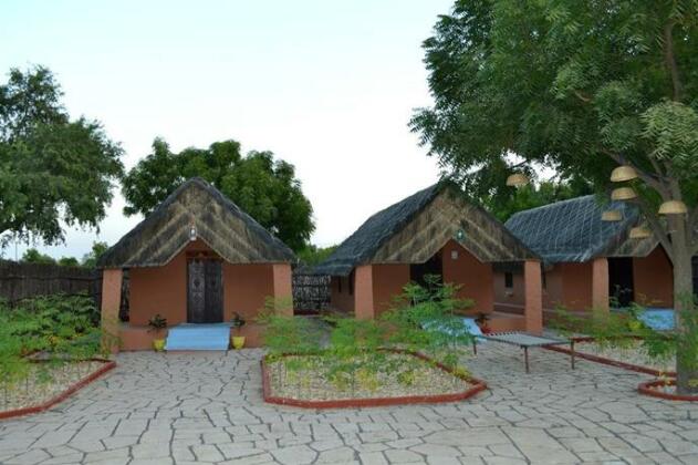 J M Motel & Resorts - Photo2