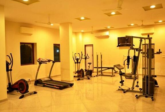 Rishab Club & Resorts - Photo2