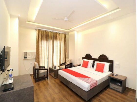 OYO 15890 Hotel Sunciti Extension - Photo2
