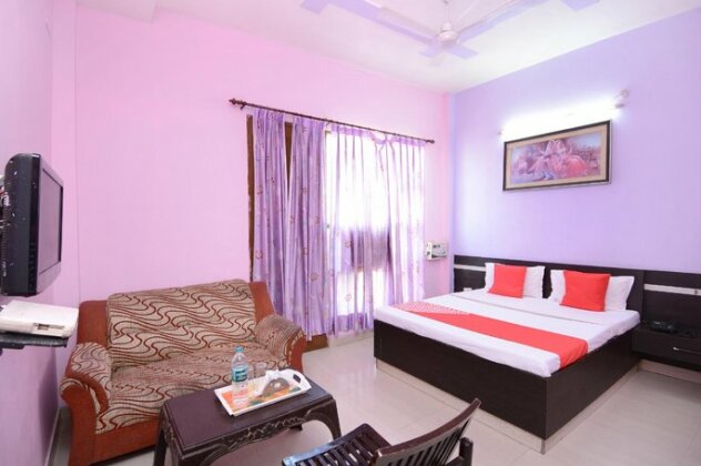 Oyo 33374 Hotel Kc - Photo2
