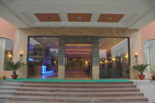 Cambay Sapphire Neemrana - Photo5