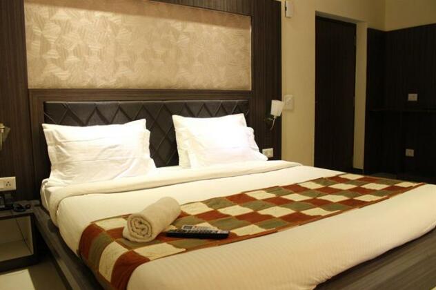 Hotel Shagun Residency Behror - Photo4