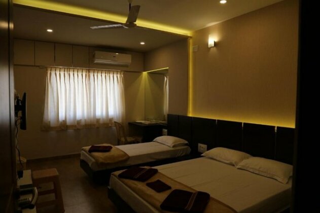 Navaratna Palace - Photo2