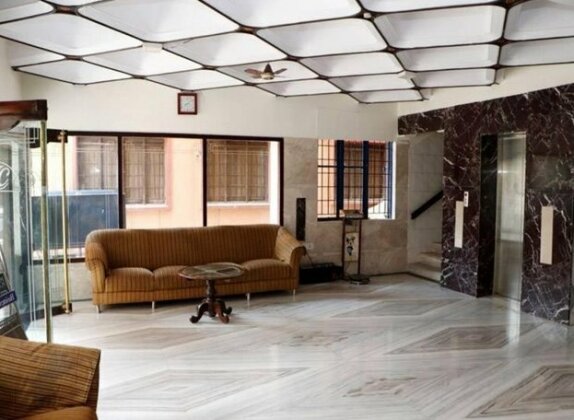 IROOMZ Ashoka Comforts - Photo3