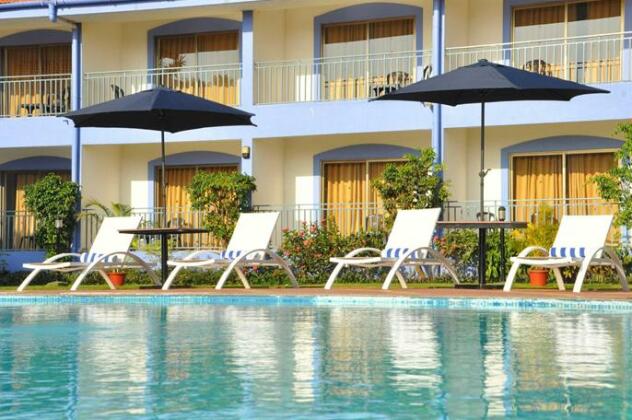 Baywatch Resort - Photo2