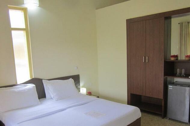 Carina Beach Resort - Photo4