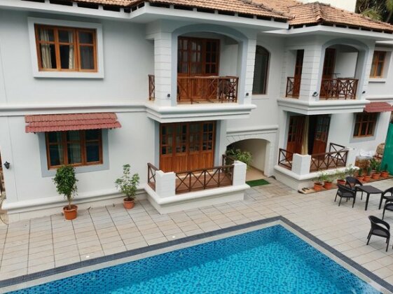 Coastal Suites Apart-Hotel - Photo2