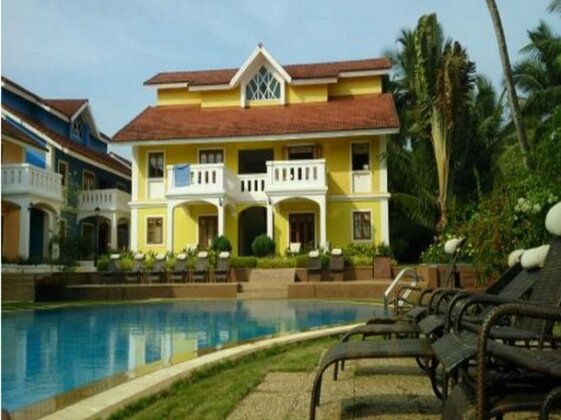 Golden Sands Apartments - Photo2