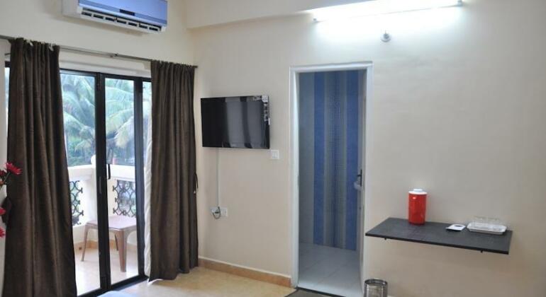 Ocean Crest Hotel - Photo3