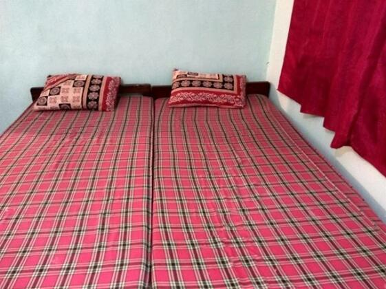 Rosario's Inn Guest House - Photo4