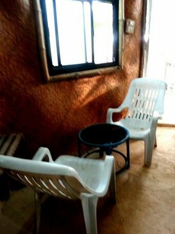 Woodstock Village Bamboo Cottages - Photo5