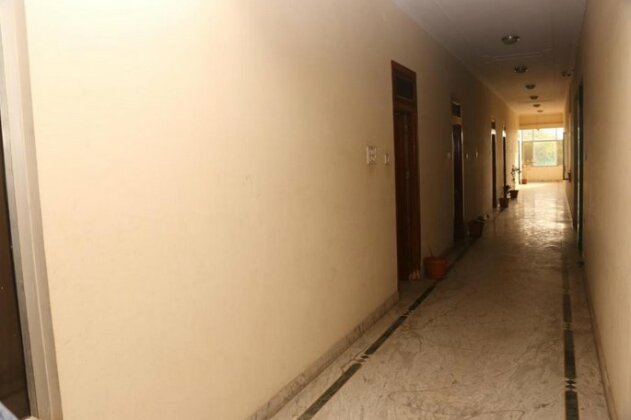 Hotel Angad - Photo4