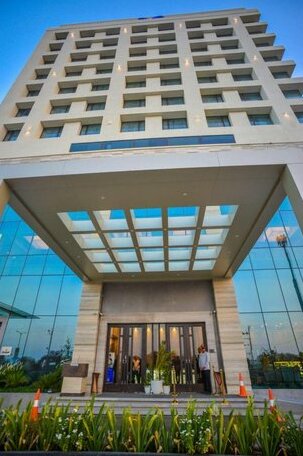 EFCEE Sarovar Portico - Photo3