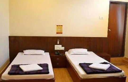 Hotel Kusum - Photo2
