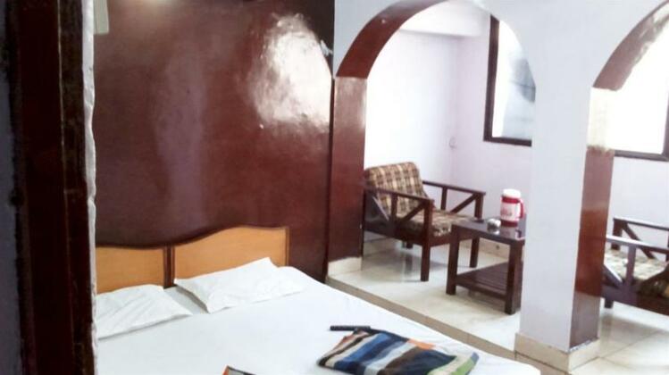 Hotel Neelam Lodge - Photo4