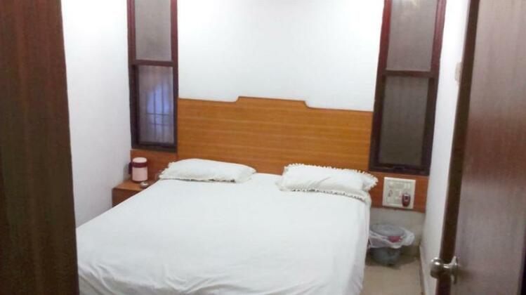 Hotel Neelam Lodge - Photo5