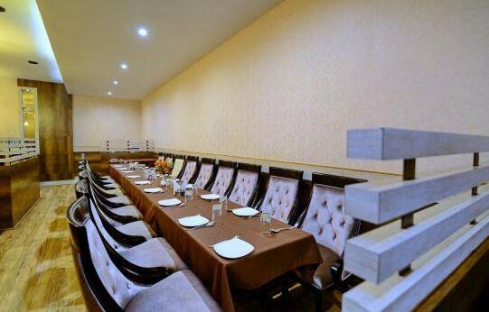 The Floret Hotel - Photo2