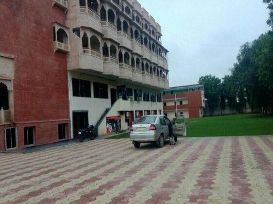 Hotel Amit Palace - Photo2