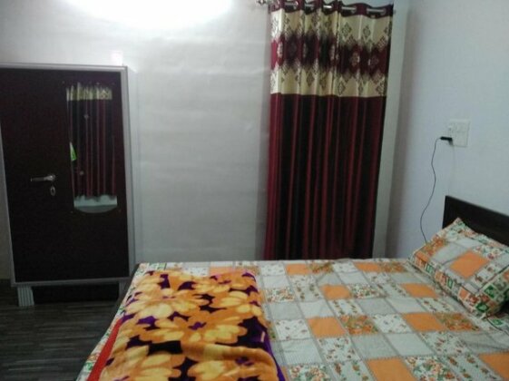 B Square Home Stay - Photo2