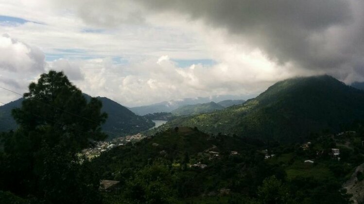 Duggals Bhimtal - Photo5