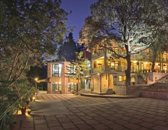 Lake Resort - Photo2