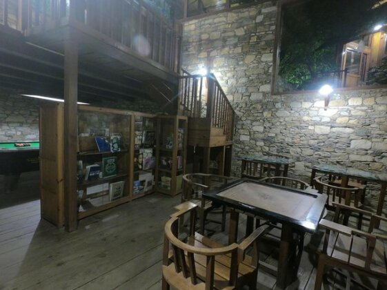 Monolith Resort Bhimtal - Photo5