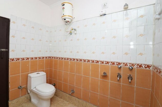 OYO 24795 Hills Ascot - Photo4