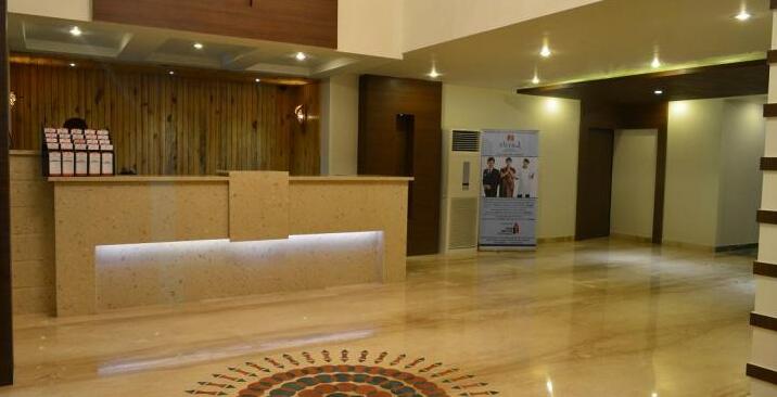 OYO 3600 Hotel Royal Windsor - Photo5