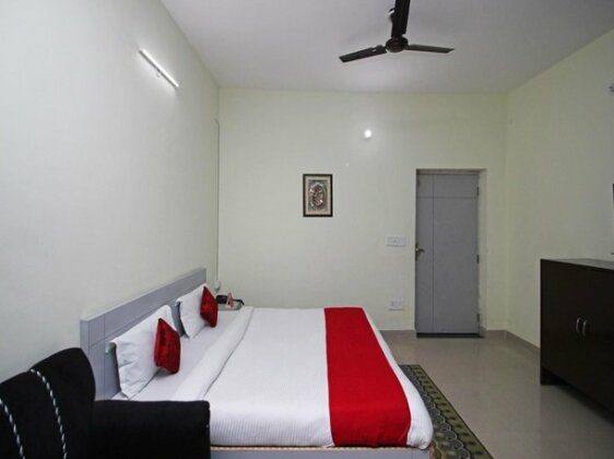 OYO 5175 Hotel Rama Blue Point - Photo5