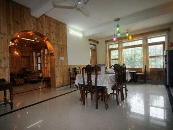 The Valley View Cottage Jungle Lodge 18 kms away from Nainital - Photo4