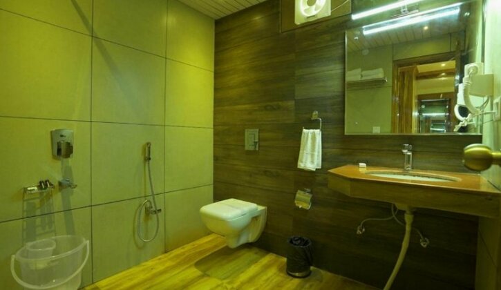 The Watergate Hotel Bhimtal - Photo3