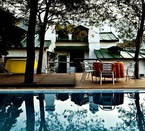 Two Chimneys - Pura Stays