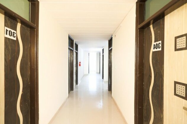 OYO 61722 Rajmahal Residency Hotel - Photo4
