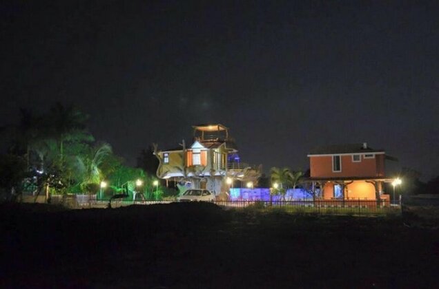 Banyan Tree Farms