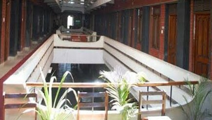 Hotel Bindal Residency - Photo2
