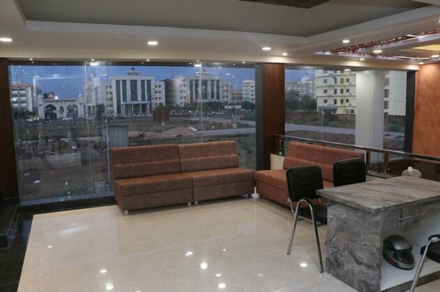 Hotel Dayal Paradise - Photo4