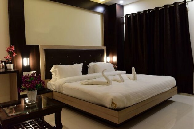 Hotel Dayal Paradise - Photo5