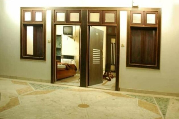 Hotel Evergreen Residency - Photo2