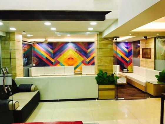 Hotel Morya Regency - Photo4