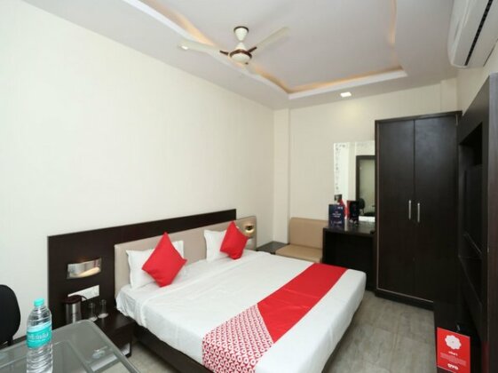 OYO 11546 Hotel CSFC - Photo4