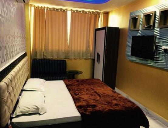 OYO 15977 Hotel Angel Regency - Photo3