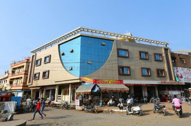 OYO 22665 Hotel Dev Shree