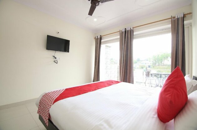 OYO 39664 Kartik Inn - Photo2