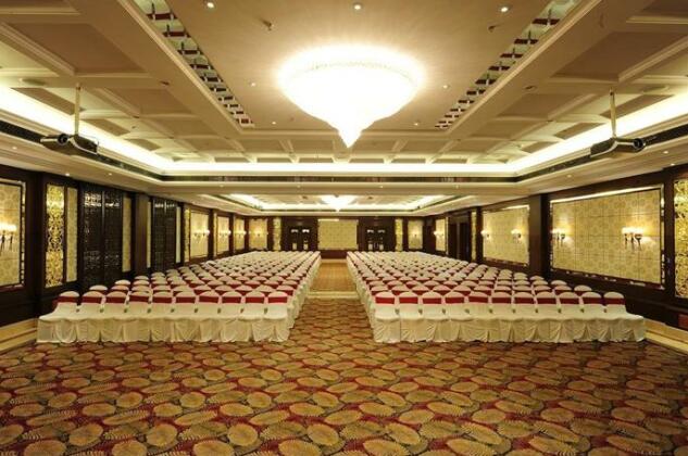 Mayfair Convention - Photo2
